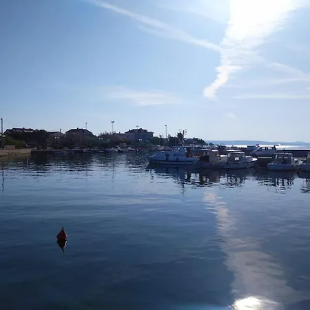 Sunny Eni Apartment Poljana (Ugljan)