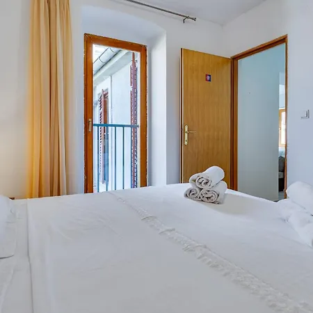 Sunny Eni Appartement