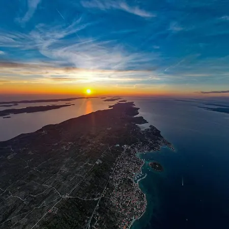 Sunny Eni Poljana (Ugljan)